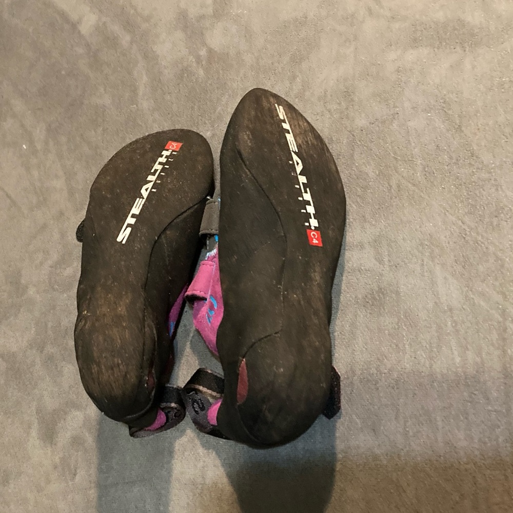 5.10 rogue rock climbing shoes